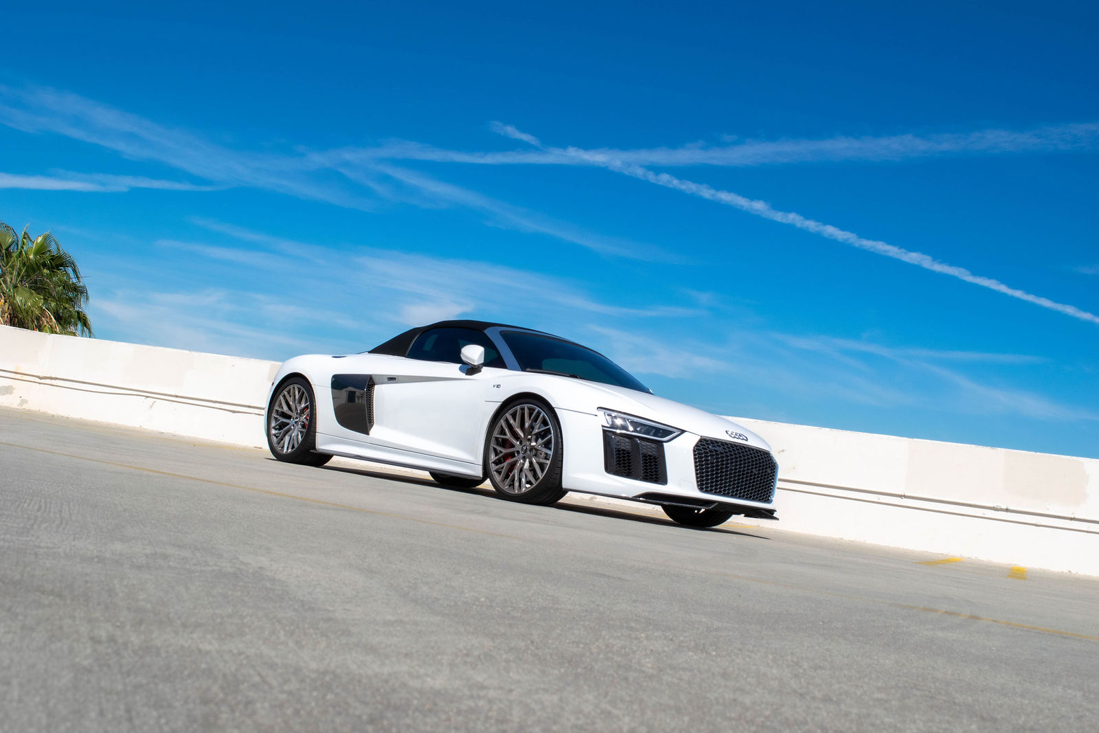 2017 Audi R8 V10 Spyder photo 5