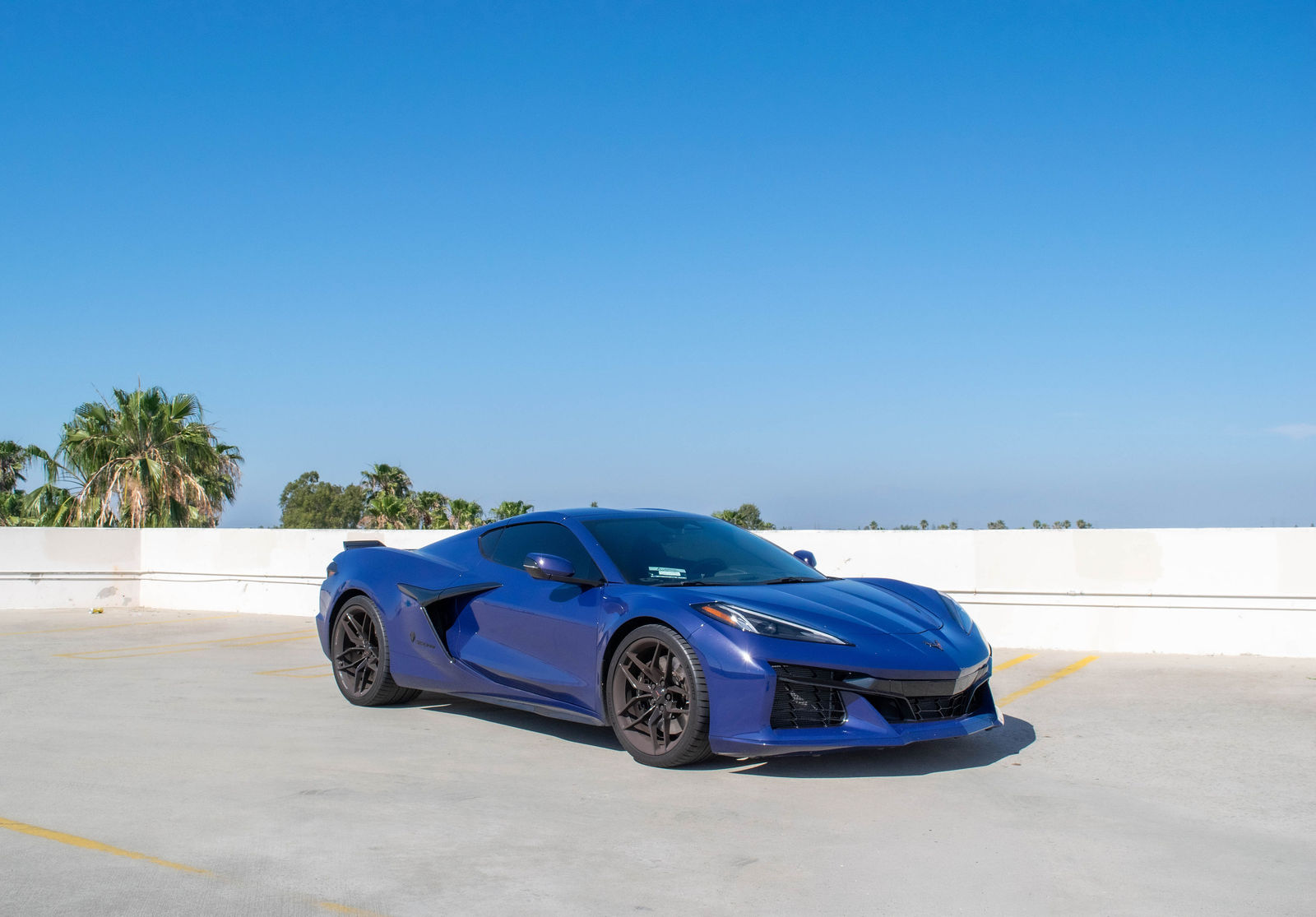 2023 Chevrolet Corvette C8 Z06 (Blue) photo 2