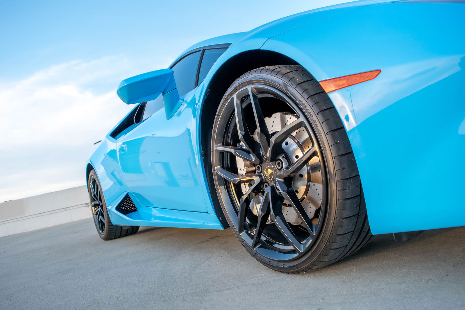 2022 Lamborghini Huracan Evo Spyder (Blue) photo 4