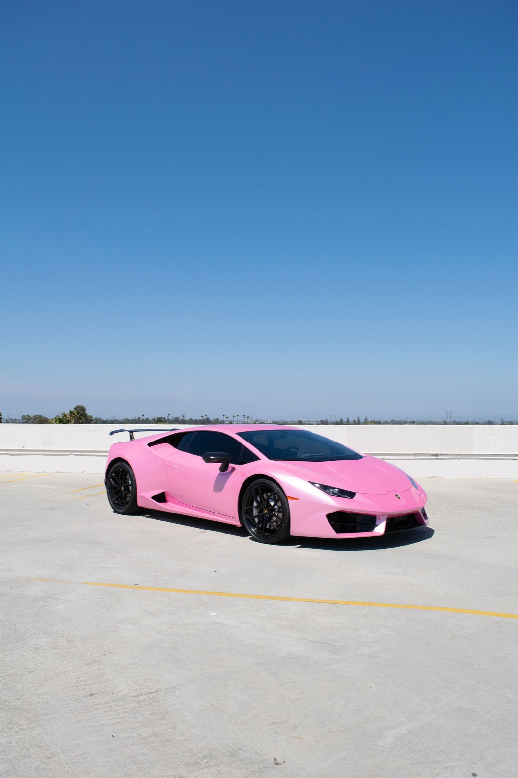 2017 Lamborghini Huracan (Pink) photo 5