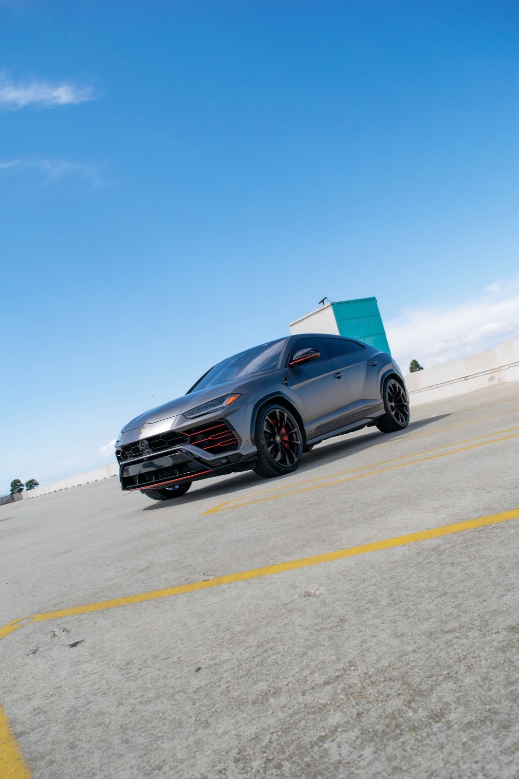 2020 Lamborghini Urus (Grey) photo 4