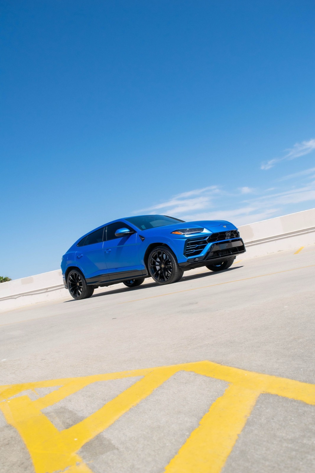 2023 Lamborghini Urus S (Blue) photo 4