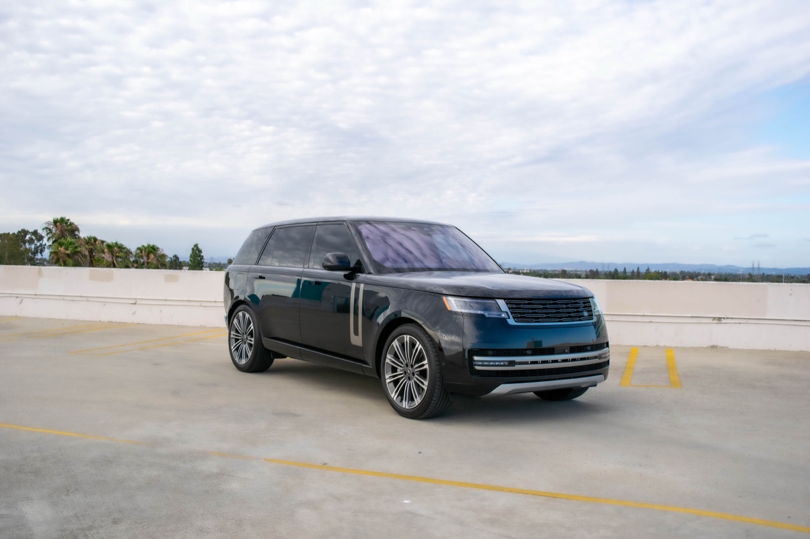 2025 Land Rover Range Rover SE