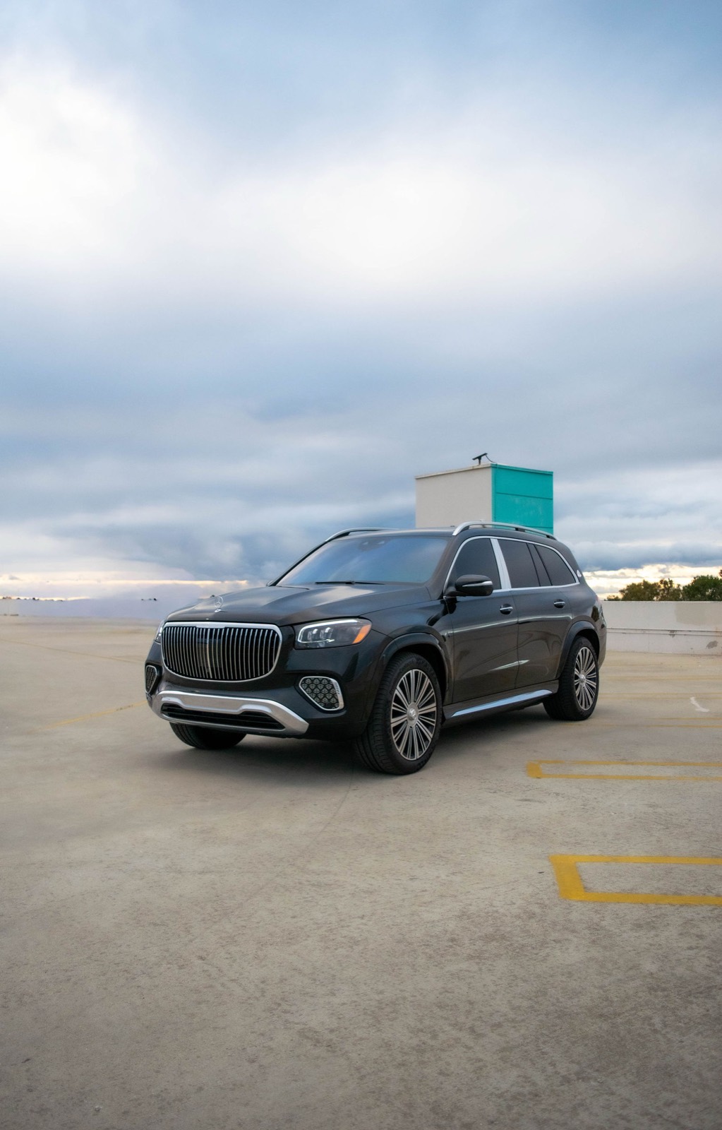 2024 Mercedes-Benz GLS 600 Maybach (Black) photo 5