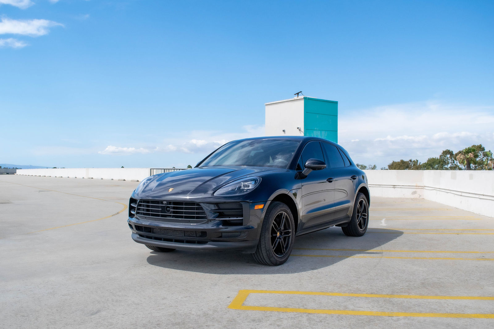 2021 Porsche Macan photo 4